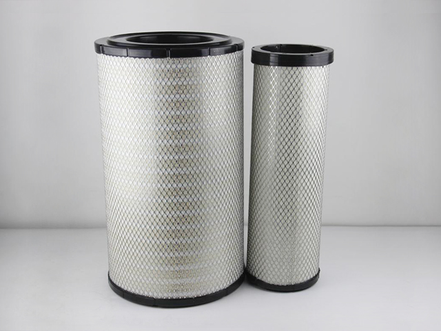 What is the working principle of Air Filter ?